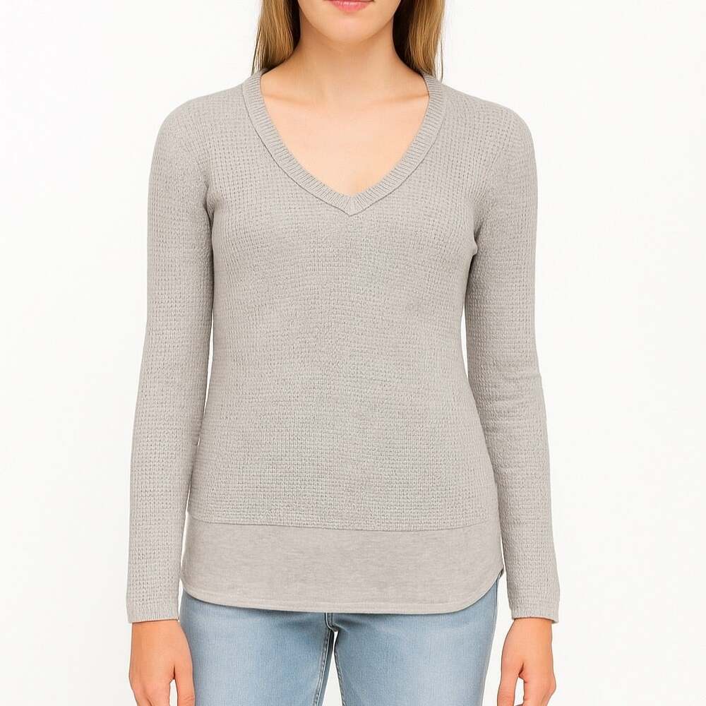 Nic + Zoe Vital Waffle V-Neck Layered Top in Gray Size Small